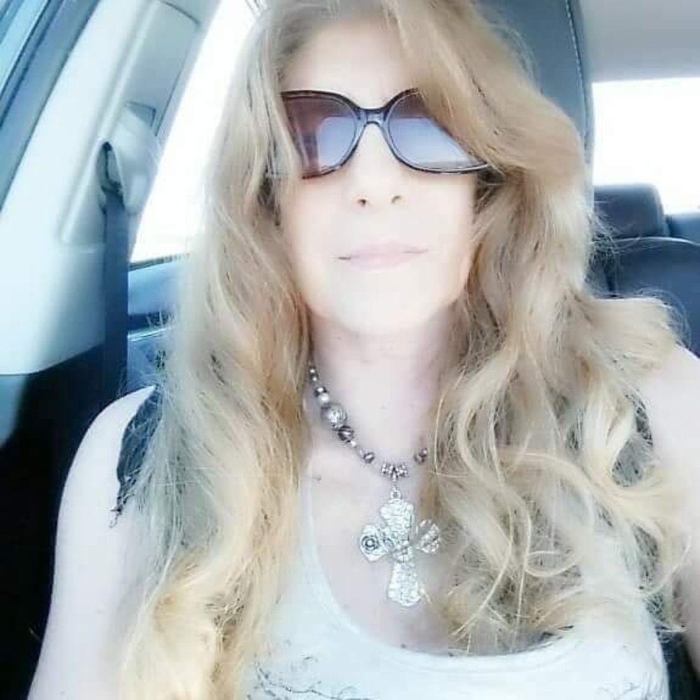 Meet your Posher, Jana